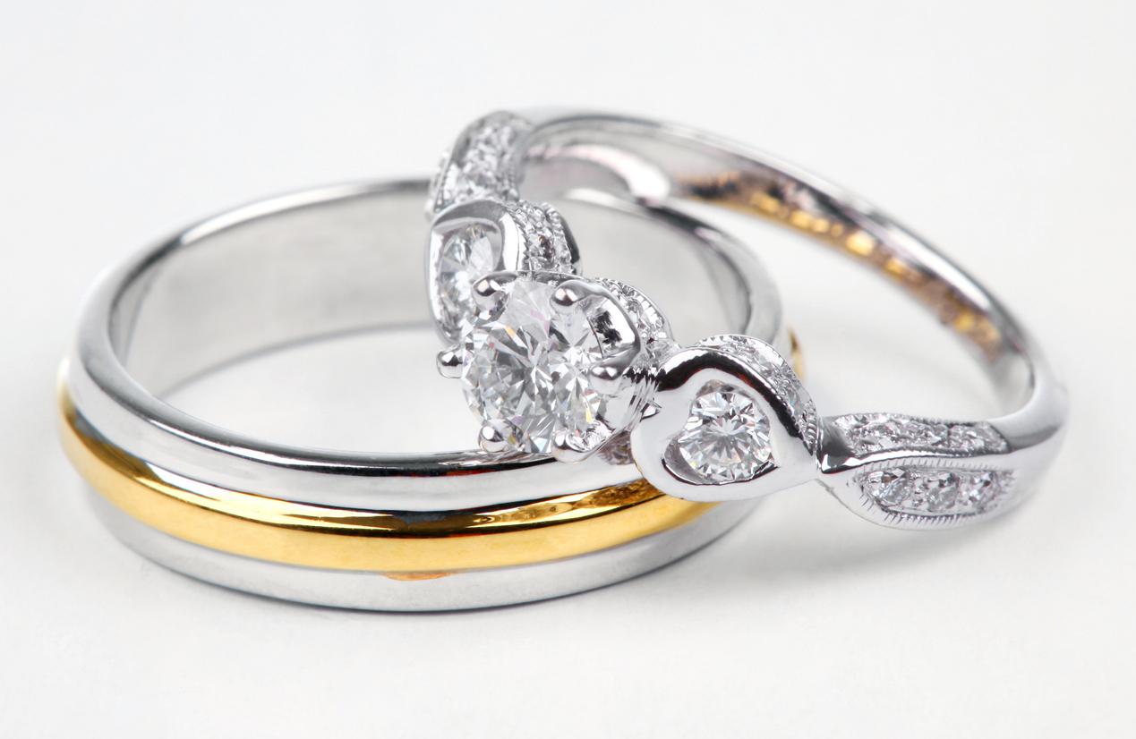 Engagement Ring vs. Wedding Band: What’s the Difference’