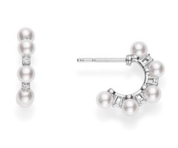 Huggies with pearl and white gold by Mikimoto